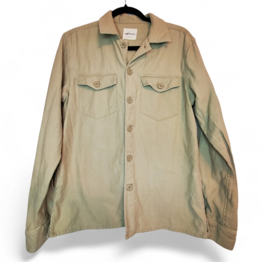 Amercian Eagle Outfitters Buttoned Down Shirt Size Small Beige Jacket